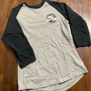 Nike Air Grey and Black T-shirt with 3/4 length sleeves size Medium